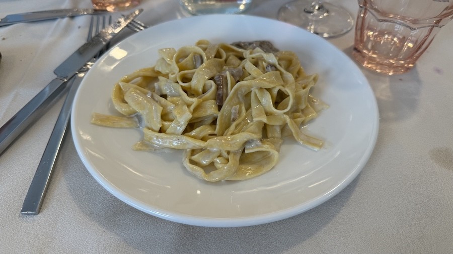 Bernina 27