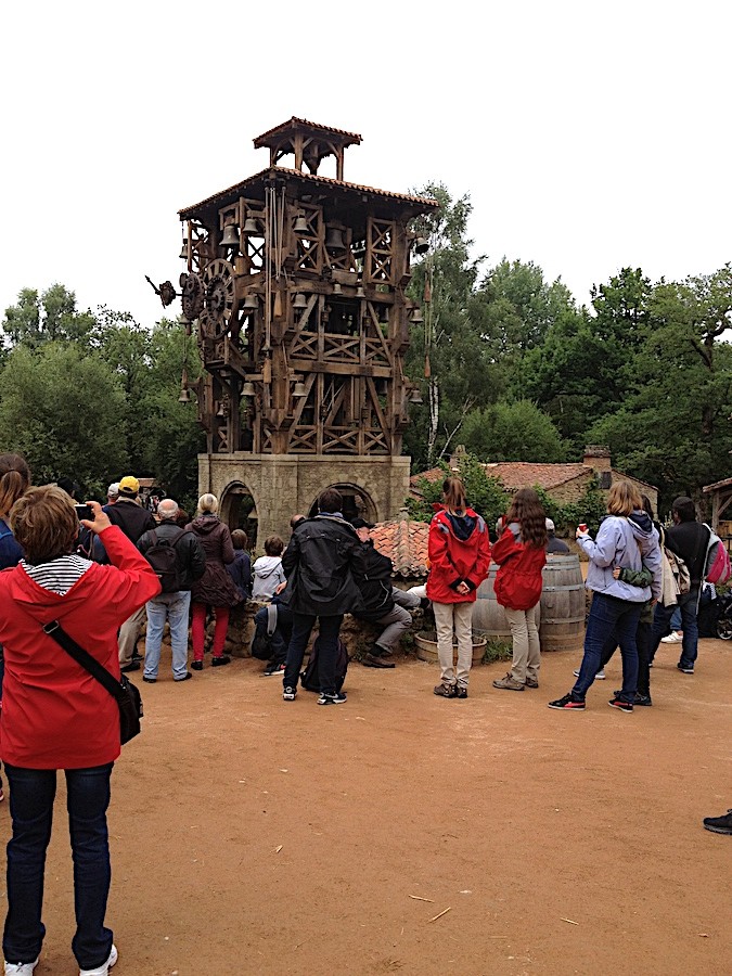 Puy du fou 084 r