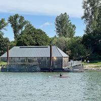 Petit port fluvial