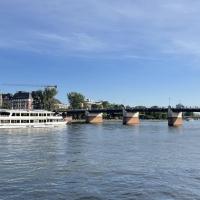 Bords de quai à Francfort