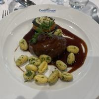 Pavé de boeuf, gnocchis et légumes