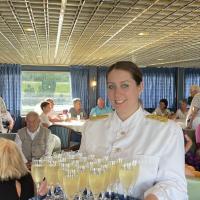 Coupe de champagne à la soirée du commandant